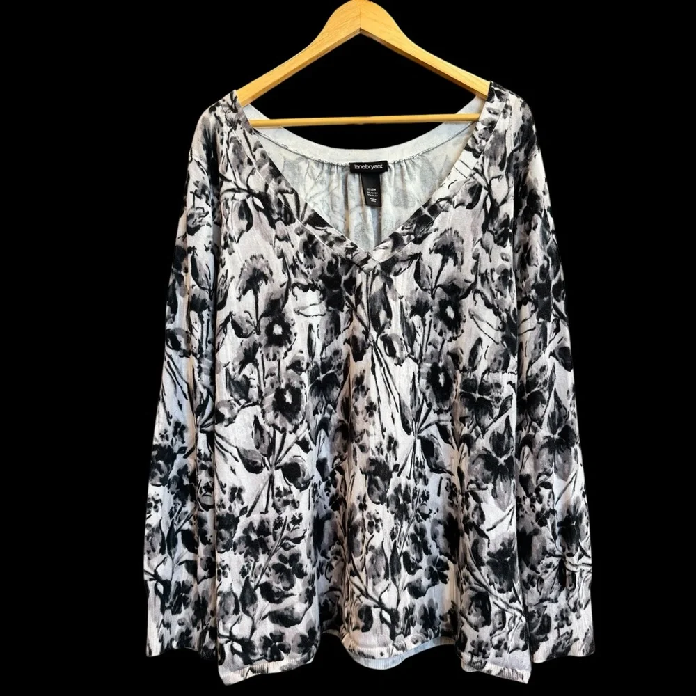 Lane Bryant Black & White Floral Long Sleeve V Neck Blouse Plus Size 22/24 #190 - Picture 2 of 7